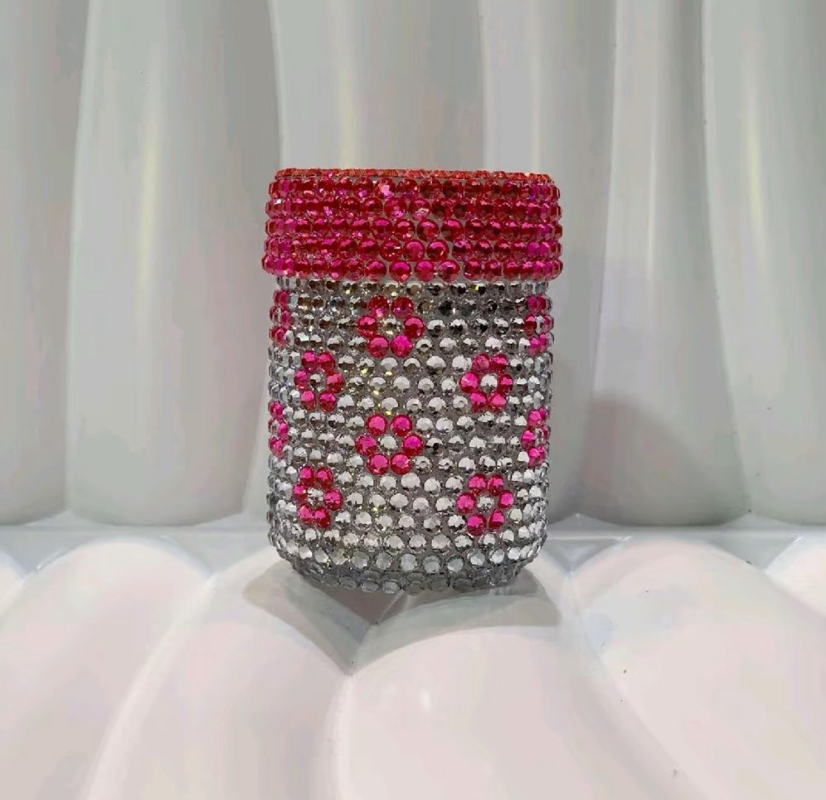 เพชรชมพูพาฟิน